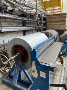 Acero en bobinas, fórmica